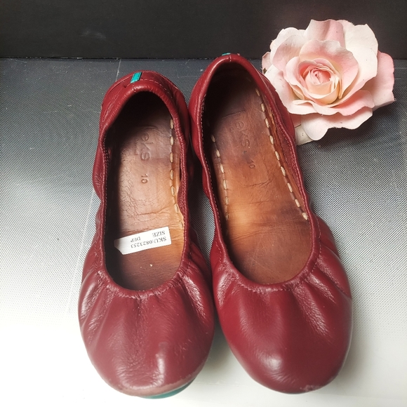 Tieks burgundy ballet flats size htf sz 10 leather - Picture 1 of 8